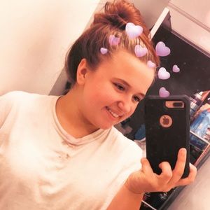 Meet your Posher, Mackenzie